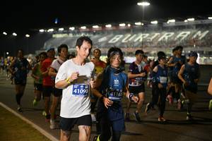 BIB: 41071, 41090, 41165
                            <button type="button" onclick="openModal(10621222)" class="btn btn-primary btn-sm float-right btn-popup" data-toggle="modal" data-target=".modal-high-quality">
                        <i class="fas fa-shopping-cart"></i> Add to Cart
                    </button>
                                            <button type="button" onclick="isThisMe(10621222, true)" class="btn btn-success btn-sm float-right btn-popup btn-isme hidden" data-toggle="tooltip" data-placement="bottom" title="นี่คือรูปของคุณใช่ไหม คลิกที่นี่เพื่อเอาเข้าอัลบั้ม">
                        <i class="fas fa-plus"></i> Add to album
                    </button>
                    <button type="button" onclick="isThisMe(10621222, false)" class="btn btn-warning btn-sm float-right btn-popup btn-isnotme hidden">
                        <i class="fas fa-ban"></i> Remove from album
                    </button>